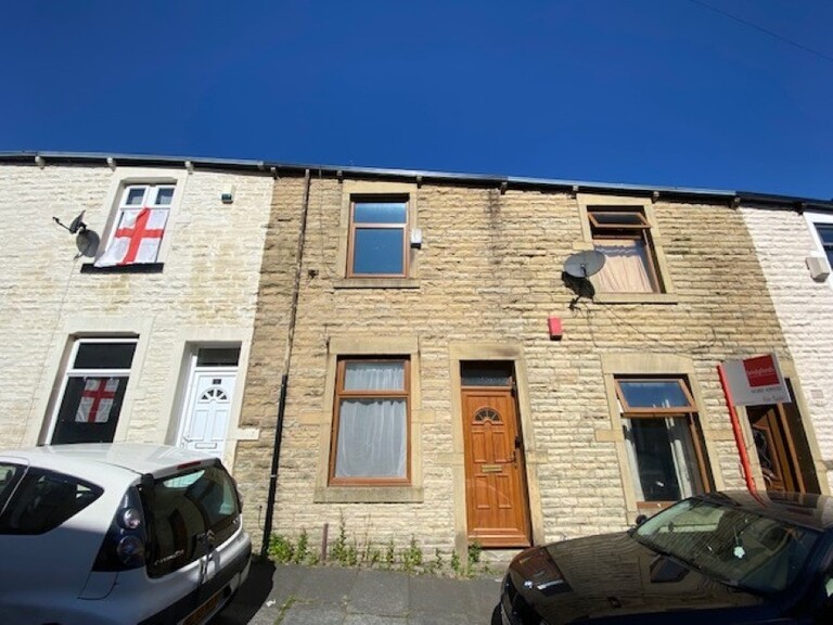 Image of the front of 41 Laithe Street, Burnley, Lancashire BB11 2LH.