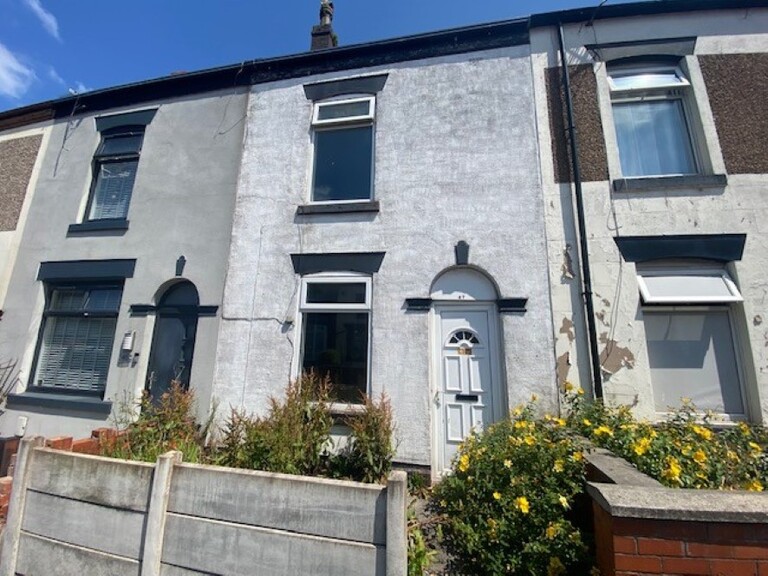 Image of the front of 47 Morris Green Lane, Bolton, Greater Manchester BL3 3JD.